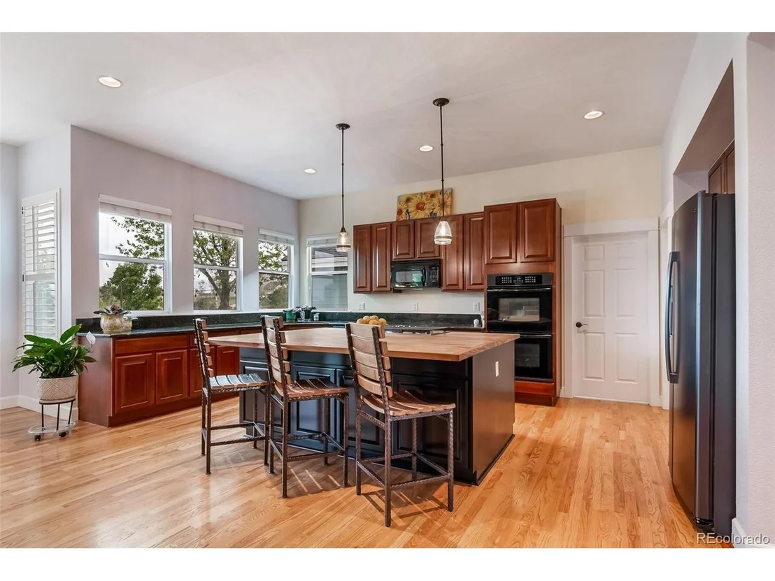Photo of 5464 Killen Ave