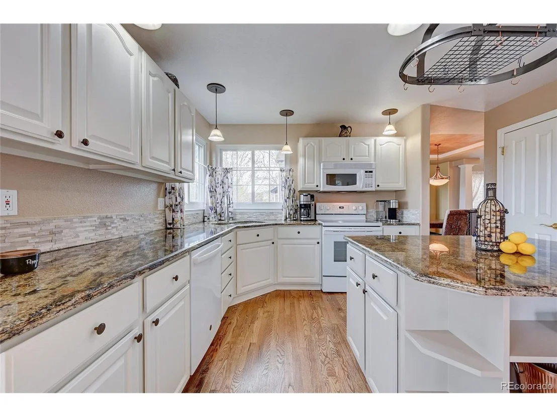 Photo of 10464 Longleaf Dr