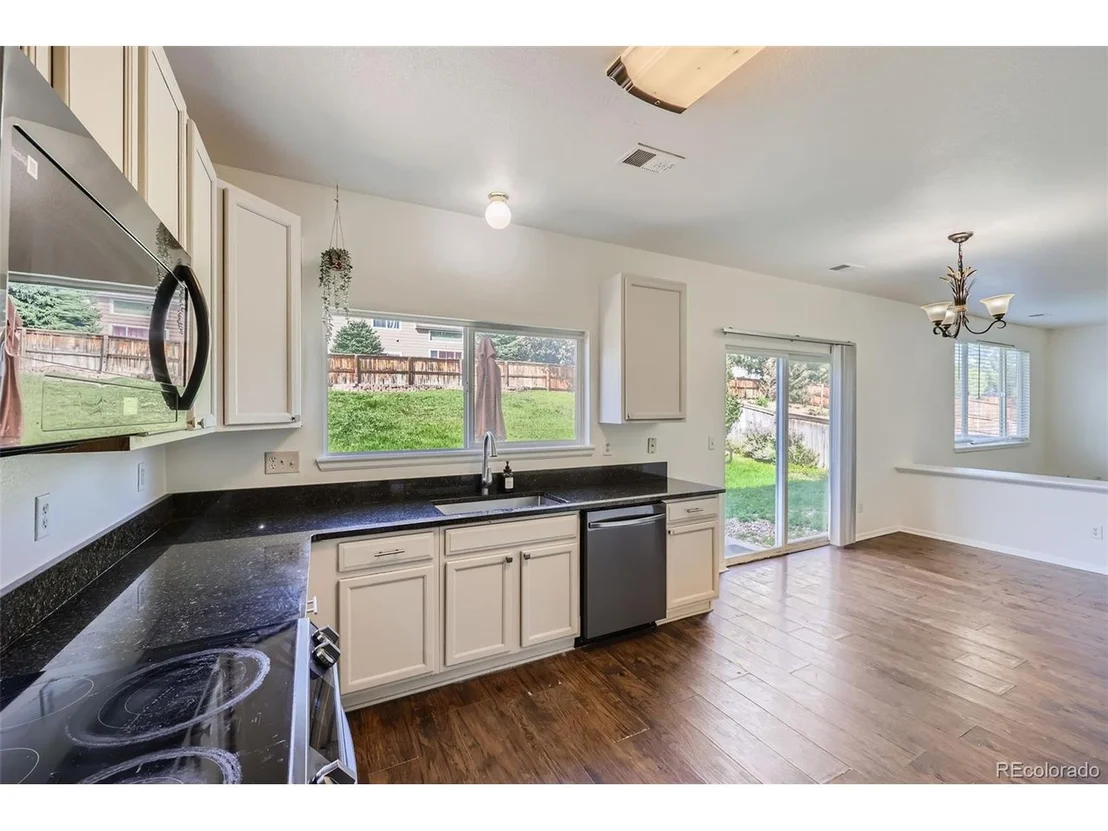 Photo of 10562 Tracewood Cir