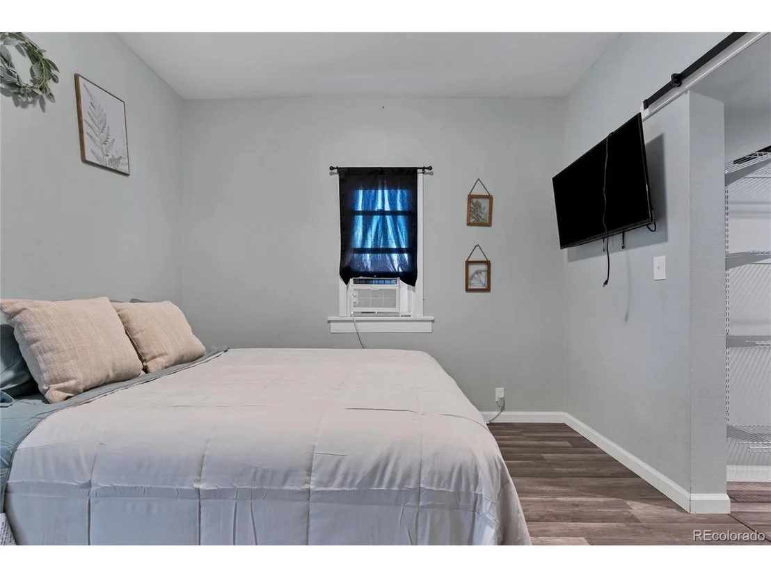 Photo of 402 Bent Ave