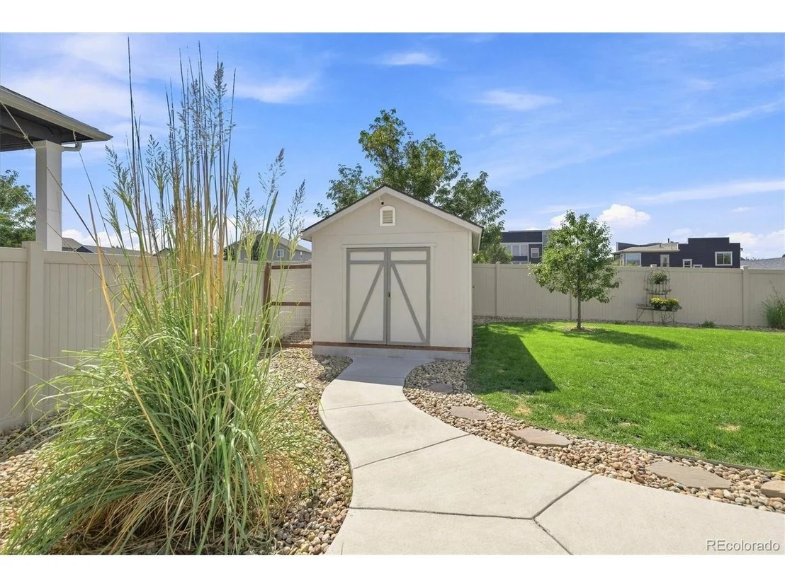 Photo of 6776 Morrison Dr