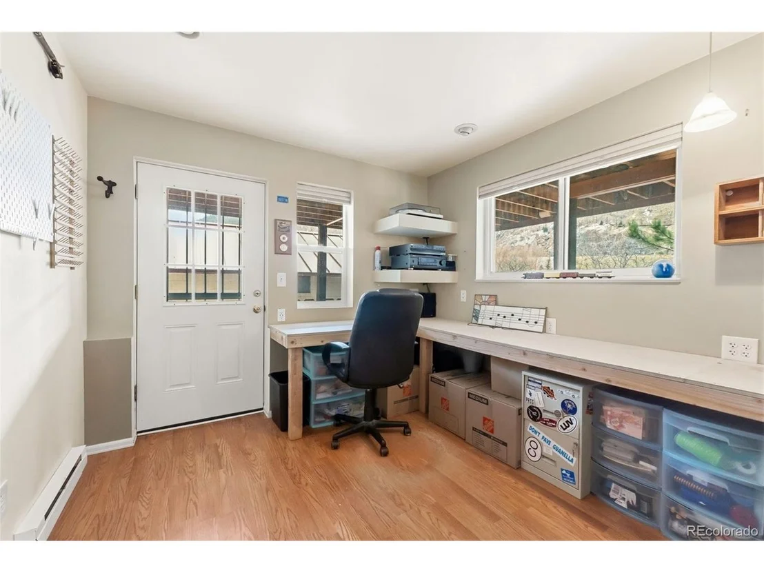 Photo of 1105 Main St