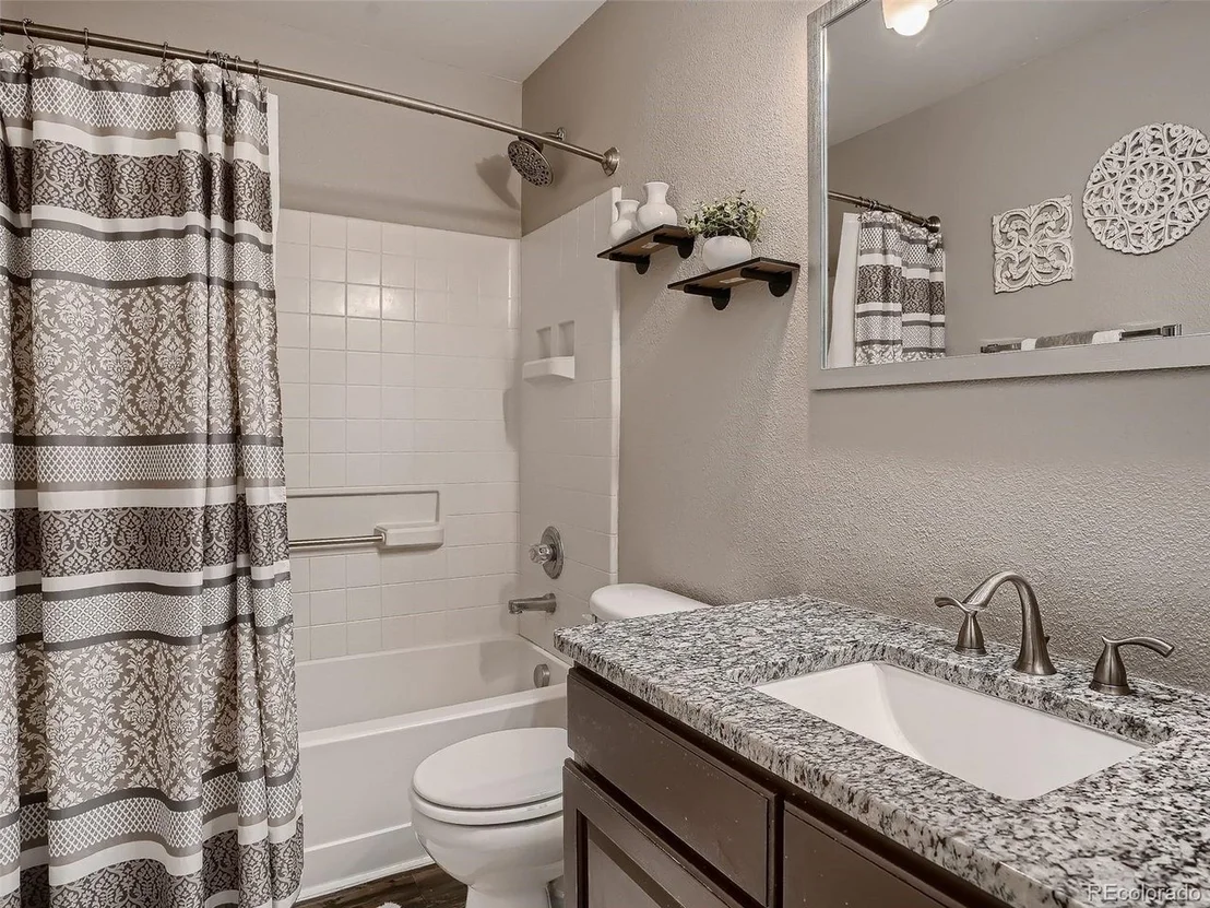 Photo of 10047 Crystal Cir