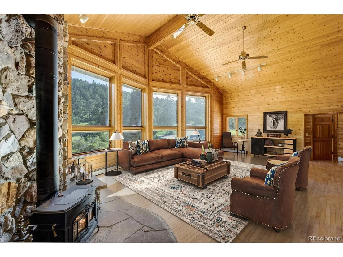 Photo of 283 Chute Rd