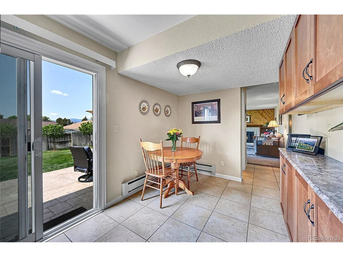Photo of 1093 Lilac Cir