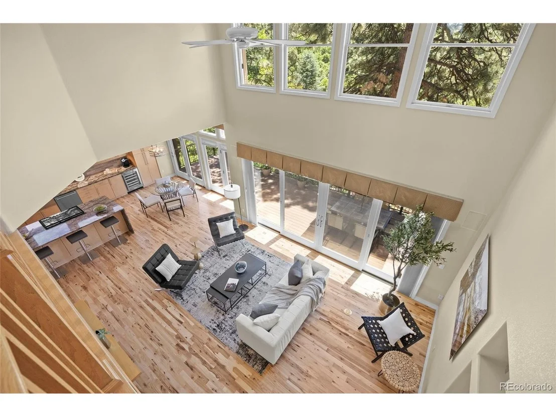 Photo of 7018 Forest Ridge Cir