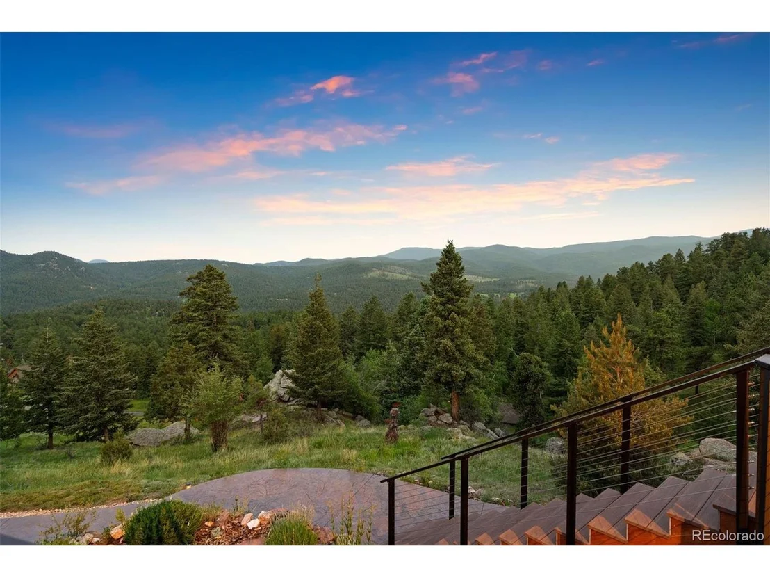 Photo of 187 Marion Dr