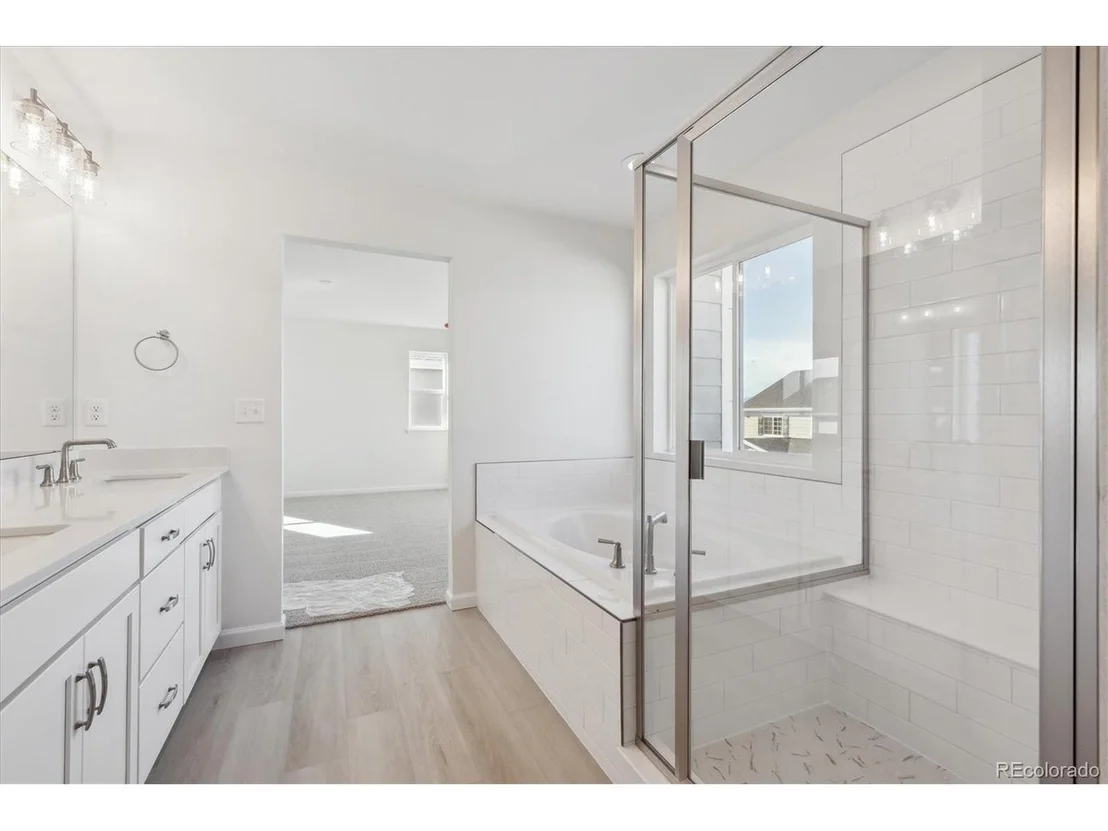 Photo of 660 Split Rock Dr
