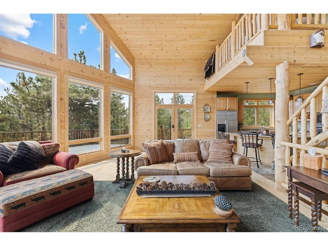 Photo of 559 Bellows Rd