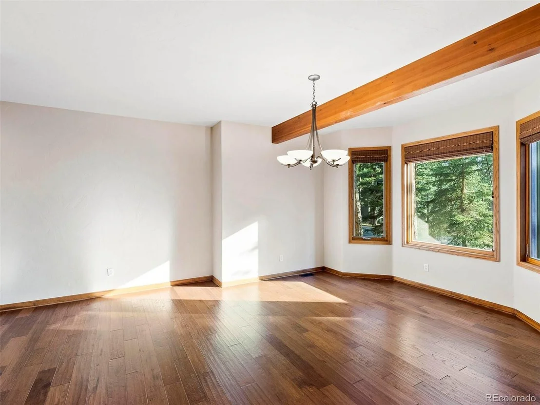 Photo of 29481 Camelback Ln