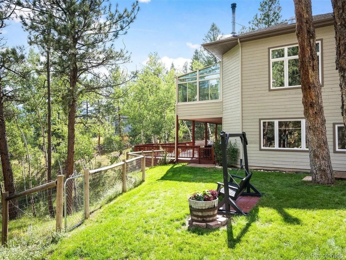 Photo of 137 Nuthatch Rd