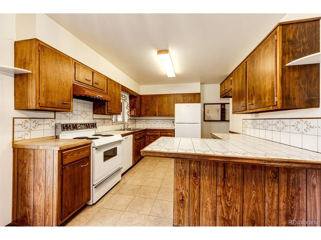 Photo of 6584 Kline St