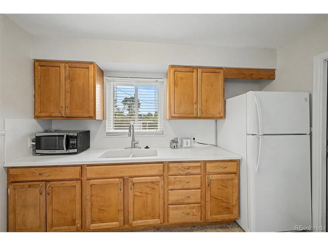 Photo of 1156 Lansing St