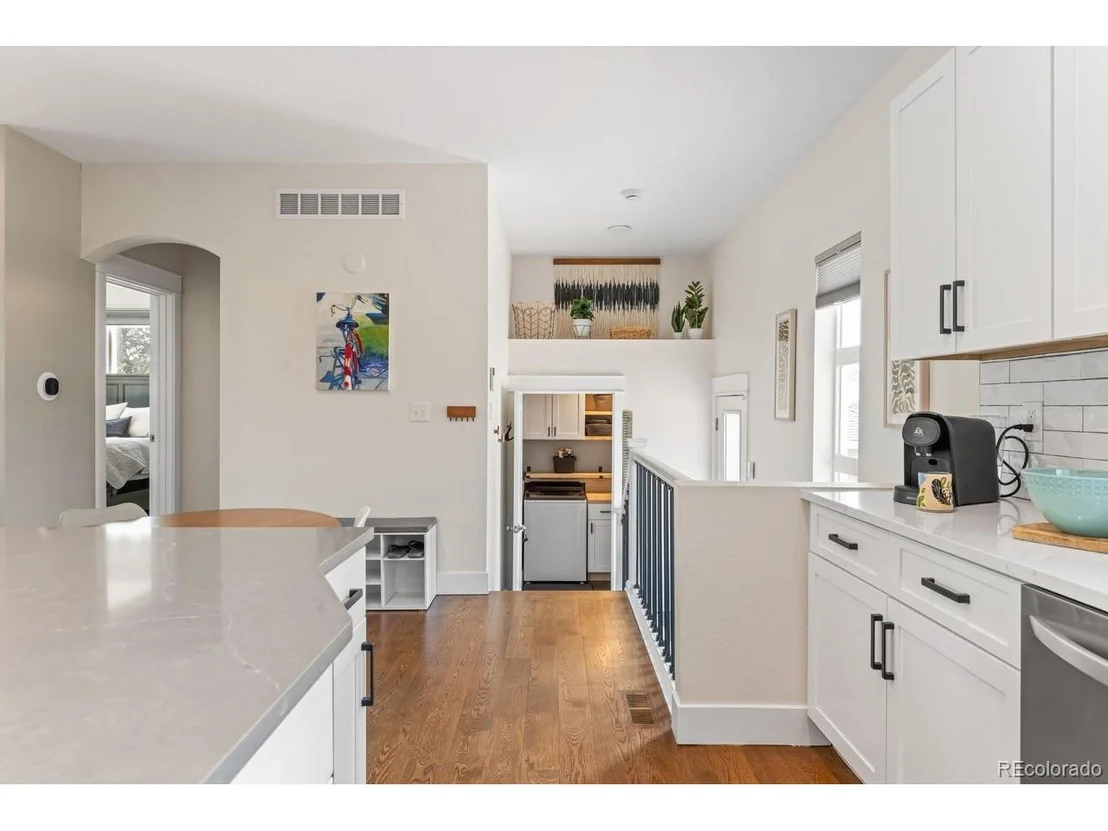 Photo of 2330 W Scott Pl