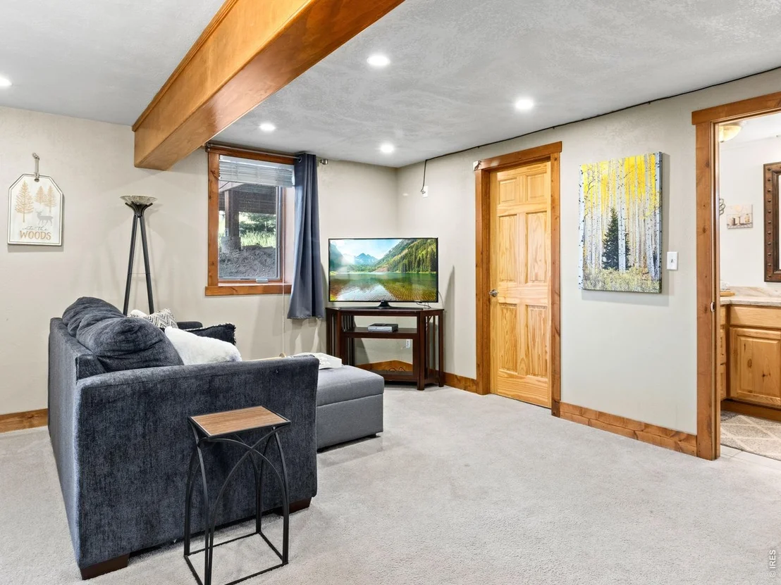 Photo of 1047 Tranquil Ln
