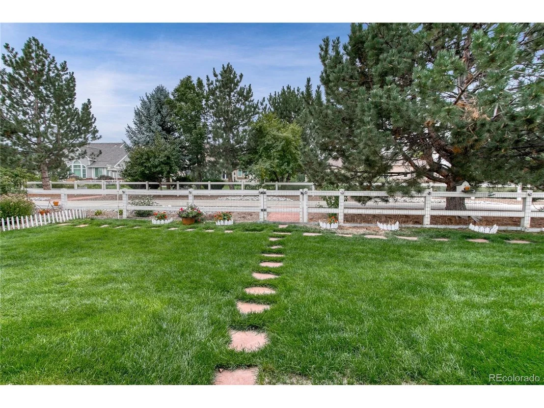 Photo of 6644 Sage Ave