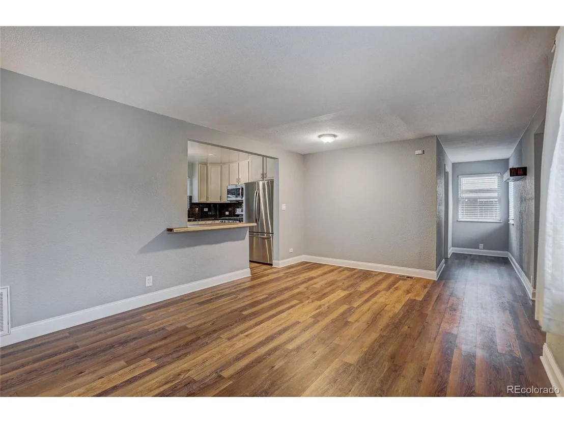 Photo of 2221 W Custer Pl