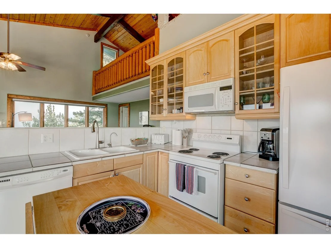 Photo of 301 Pine Tree Dr
