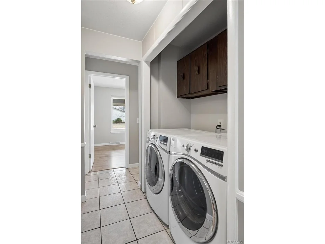 Photo of 6400 W 83rd Pl