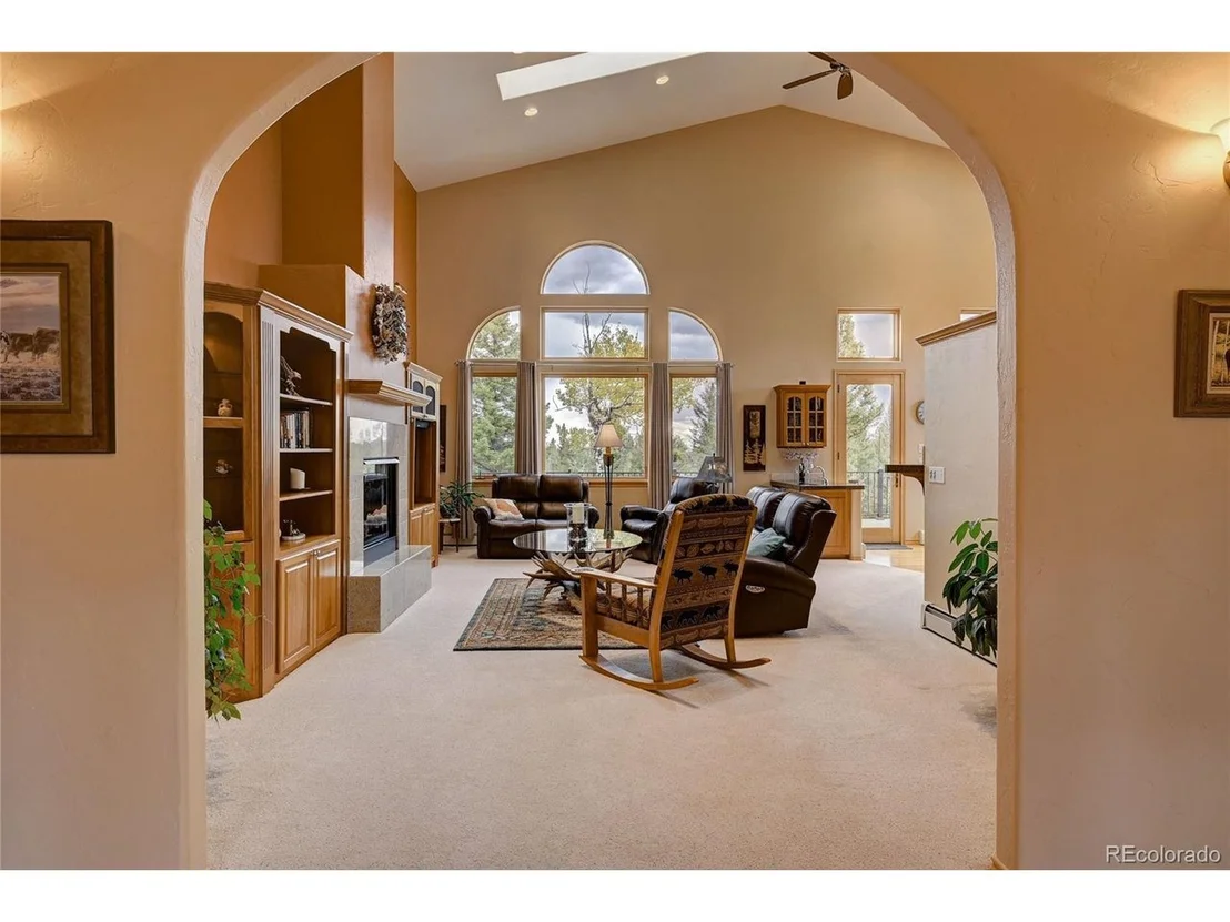 Photo of 26721 Longview Dr