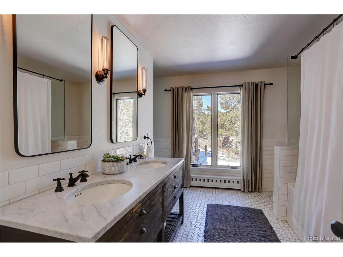 Photo of 32623 Deep Forest Rd