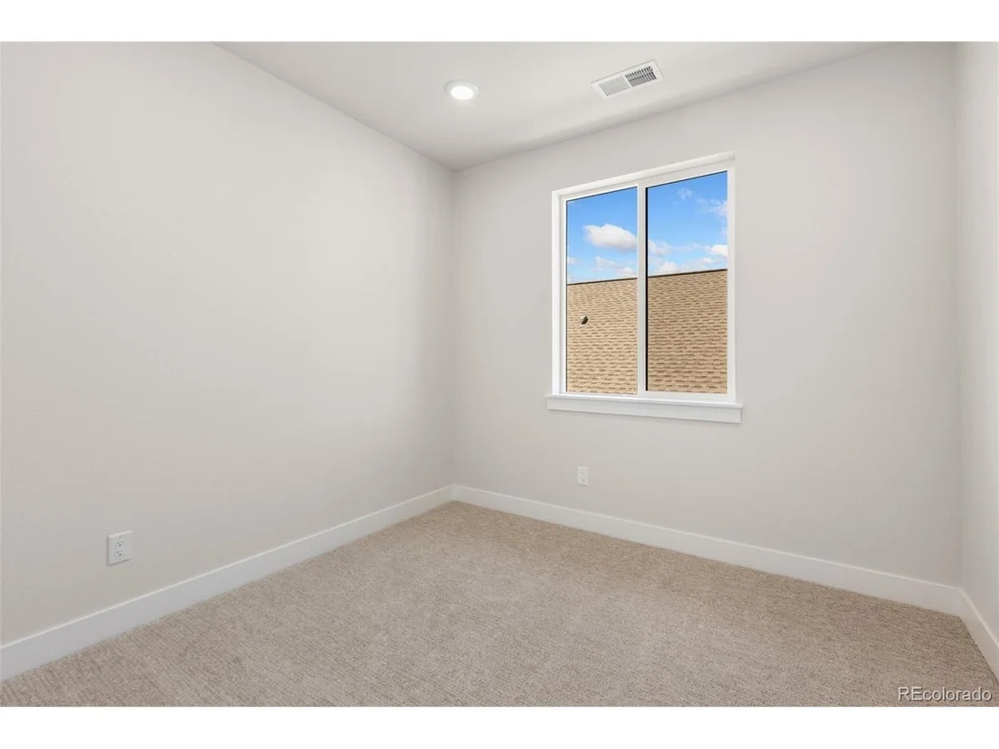 Photo of 1657 Winter Glow Dr