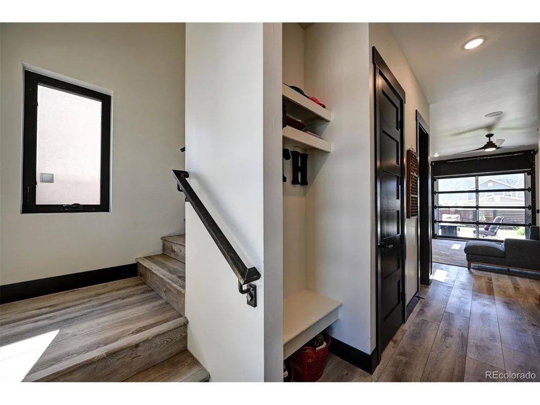 Photo of 10503 Willow Ave