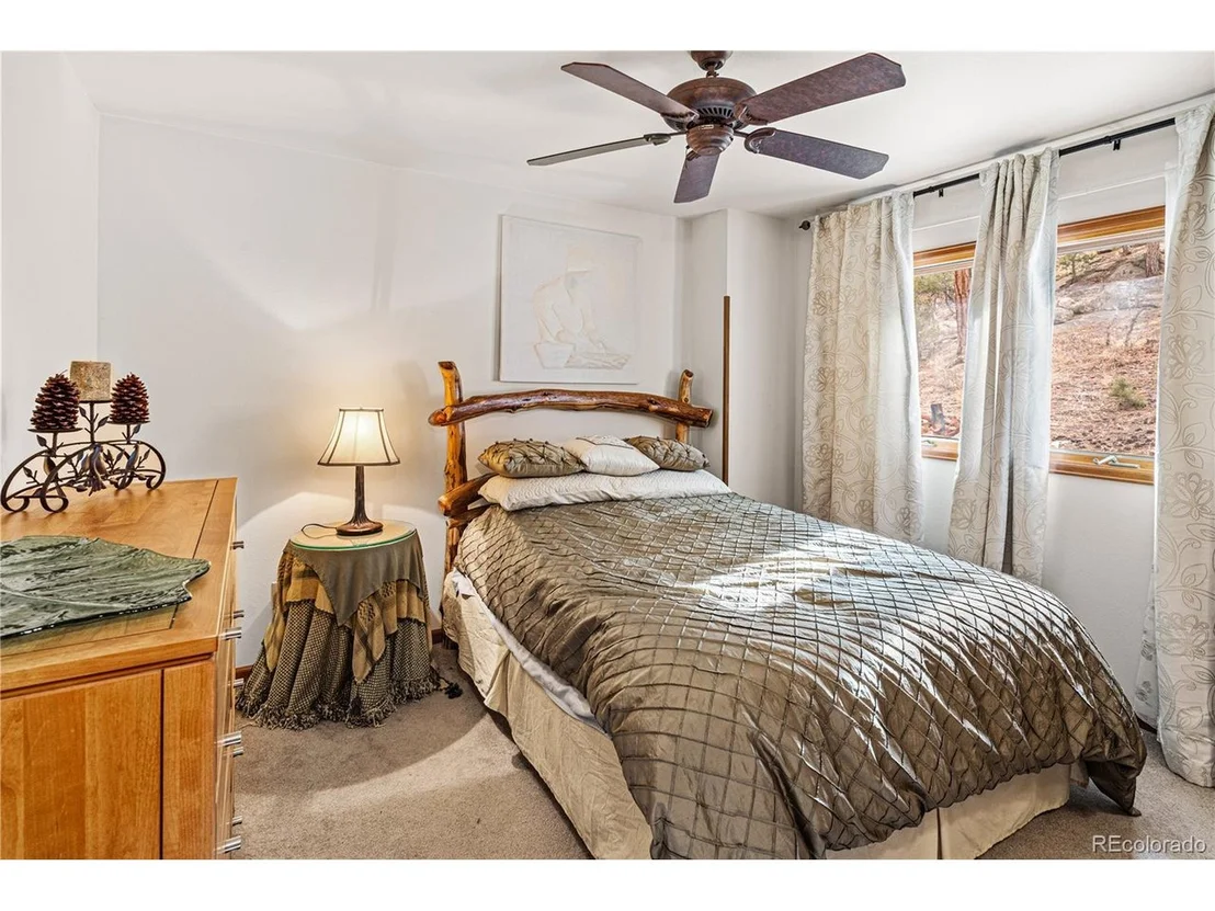 Photo of 1301 Pheasant Loop