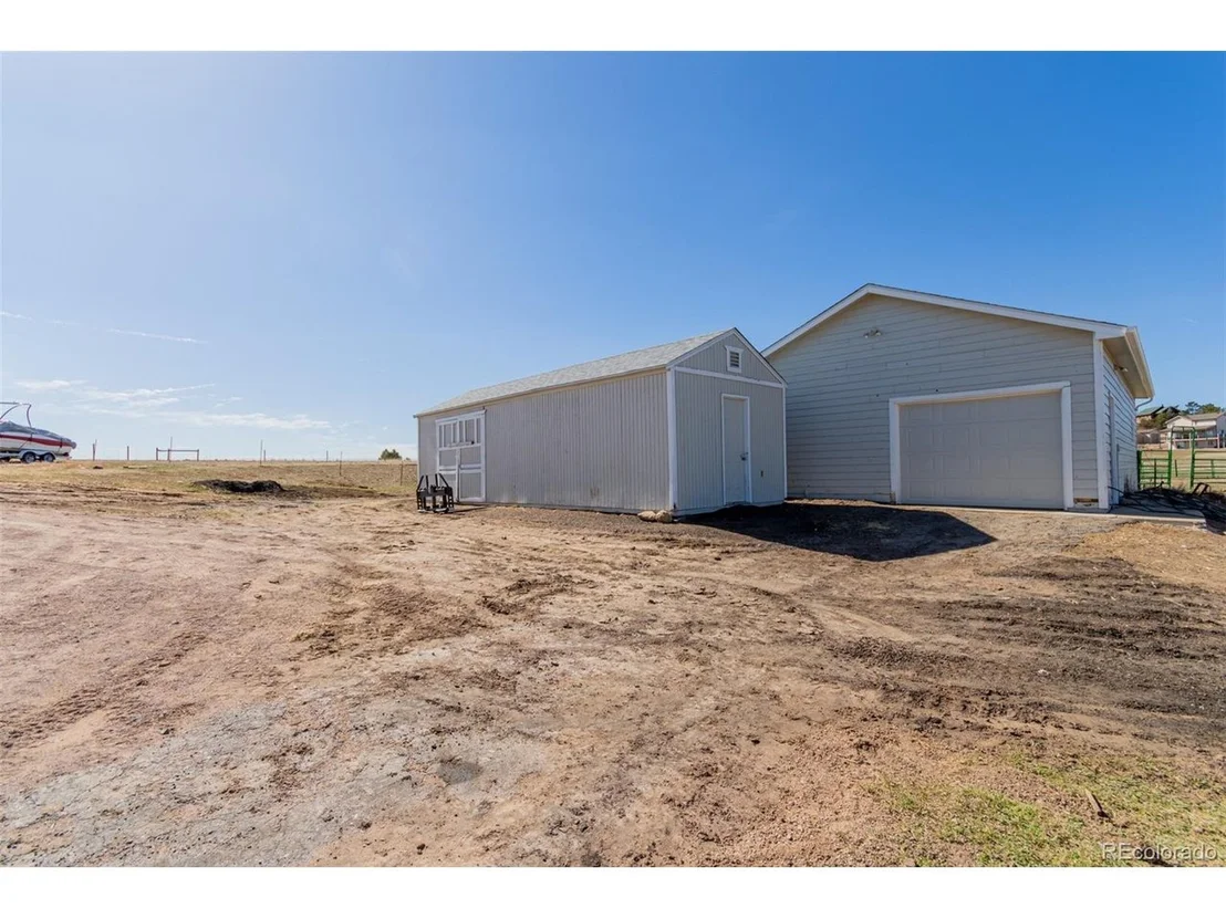 Photo of 2257 Deerpath Rd