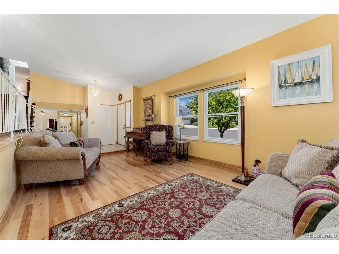 Photo of 8052 Iris Ct