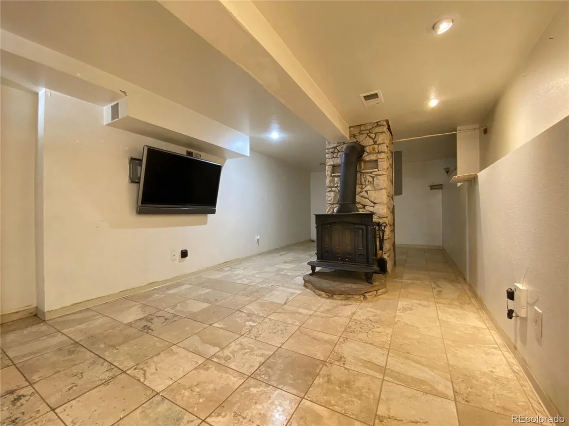 Photo of 1222 Valley View Dr