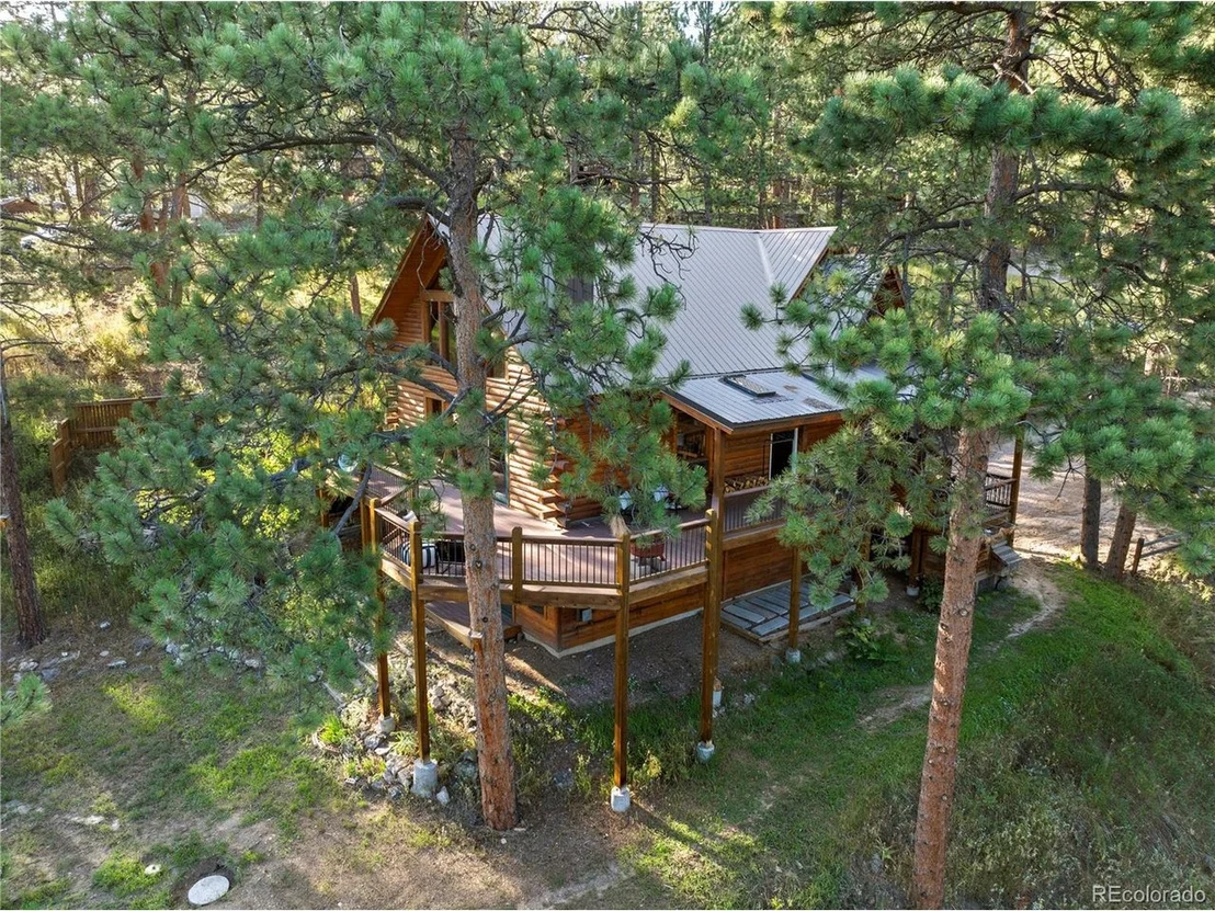 Photo of 33608 Valley View Dr