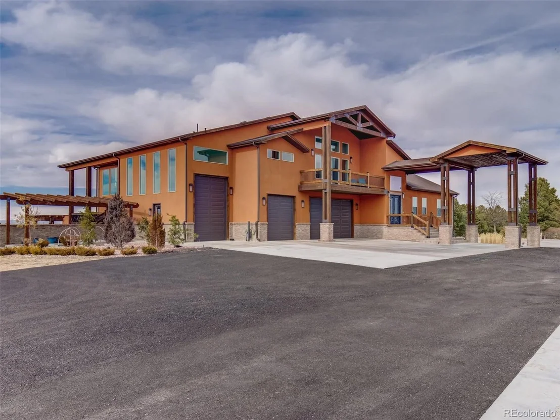 Photo of 42150 E County Road 6