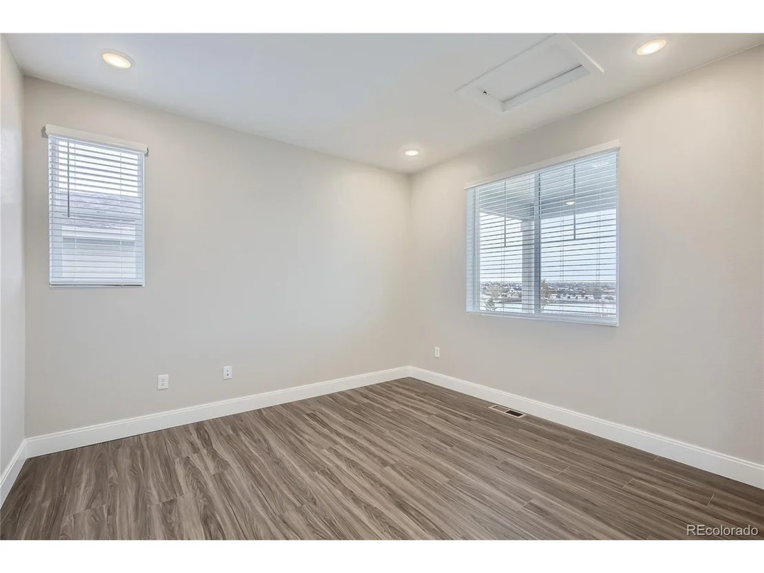 Photo of 5685 Wayfarer Cir