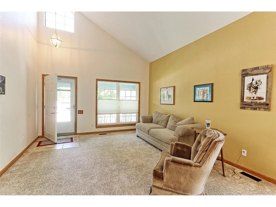Photo of 1468 Marigold Dr