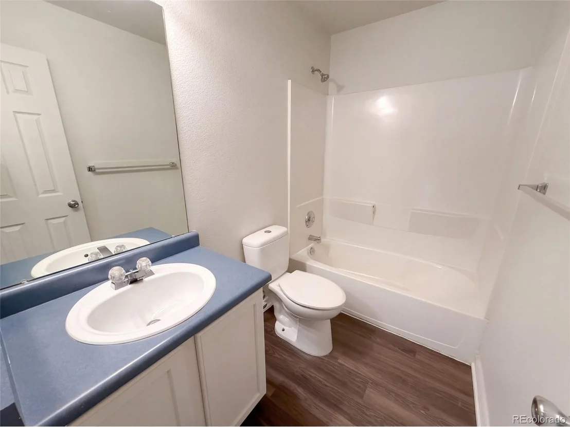 Photo of 6670 Stagecoach Ave