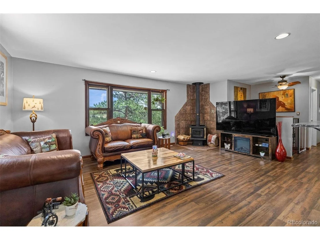 Photo of 41 Yew Ln