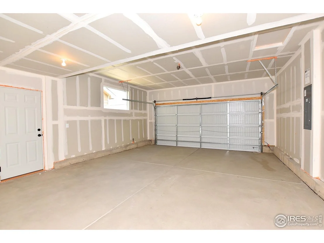 Photo of 611 86th Ave