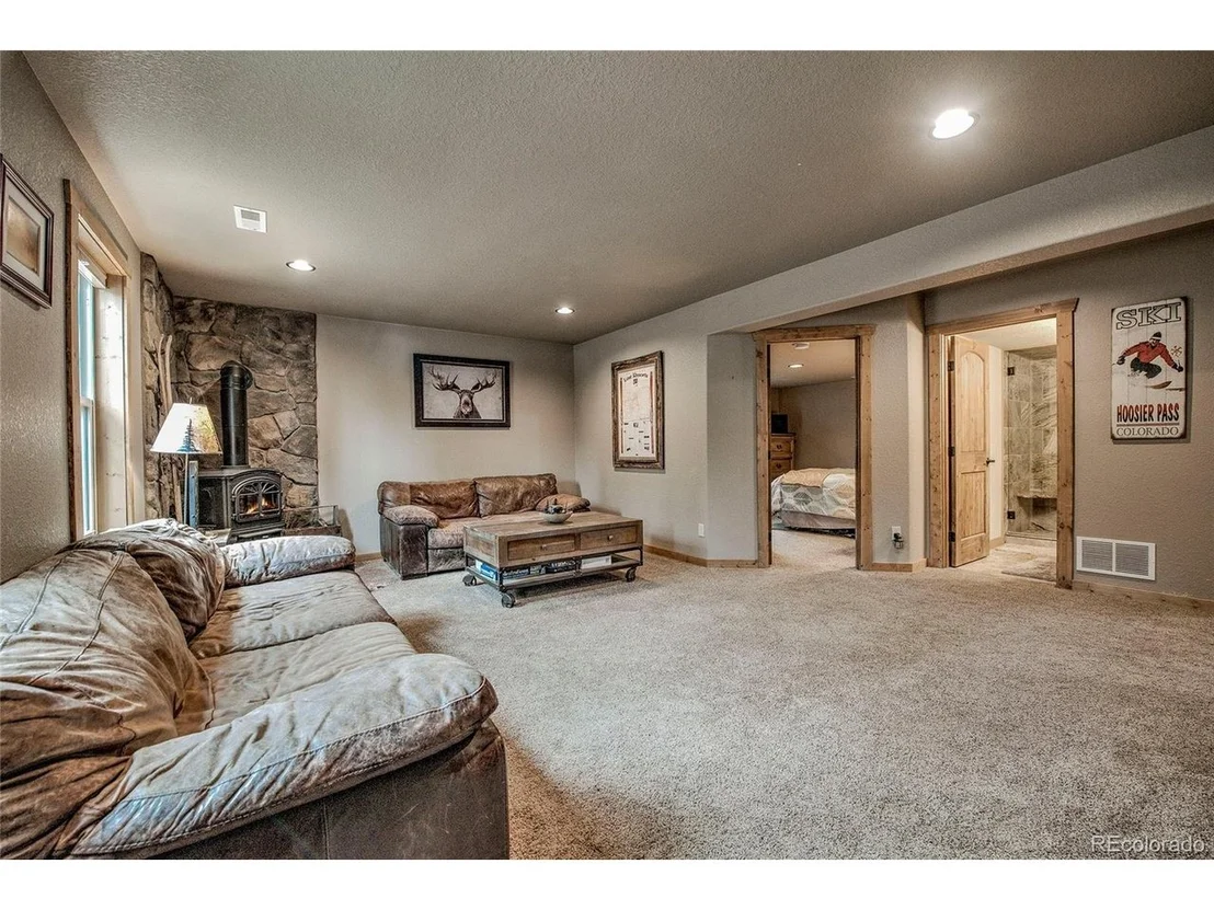 Photo of 566 Miners Way