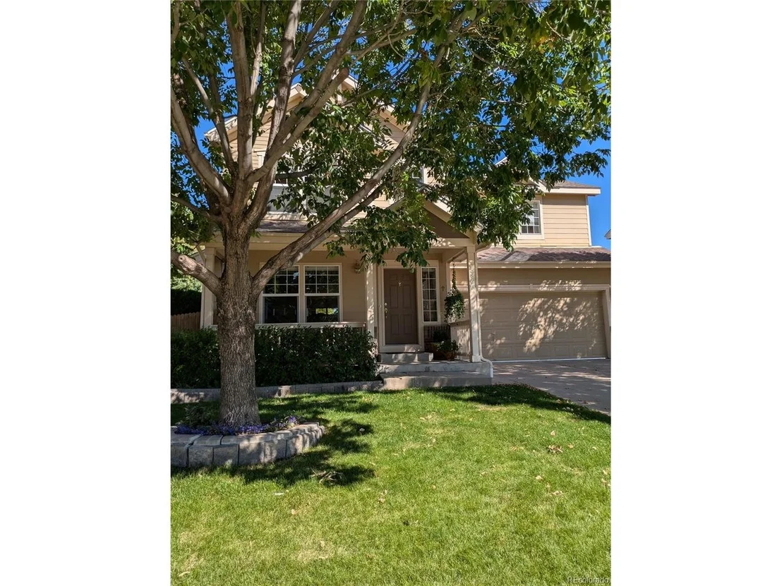 Photo of 5860 Canyon Cir