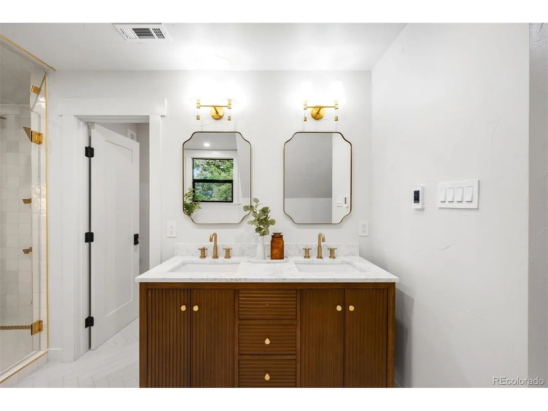 Photo of 414 Elm St