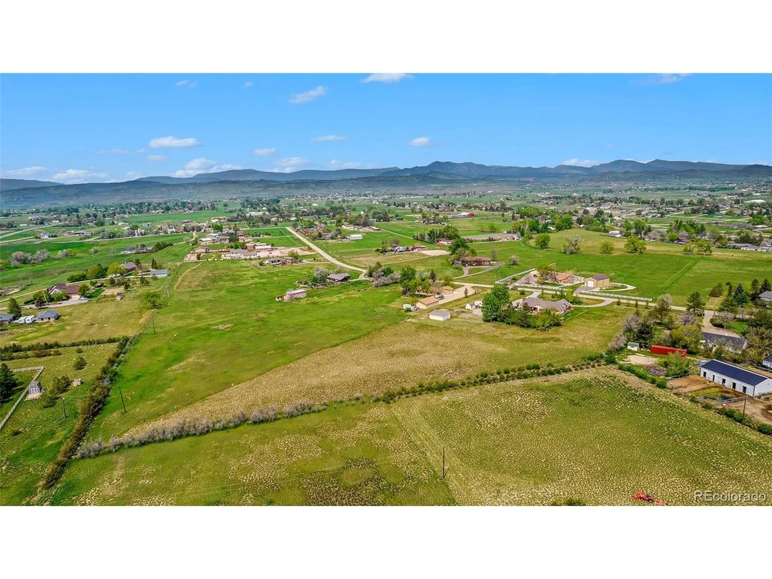 Photo of 2701 Pheasant Run