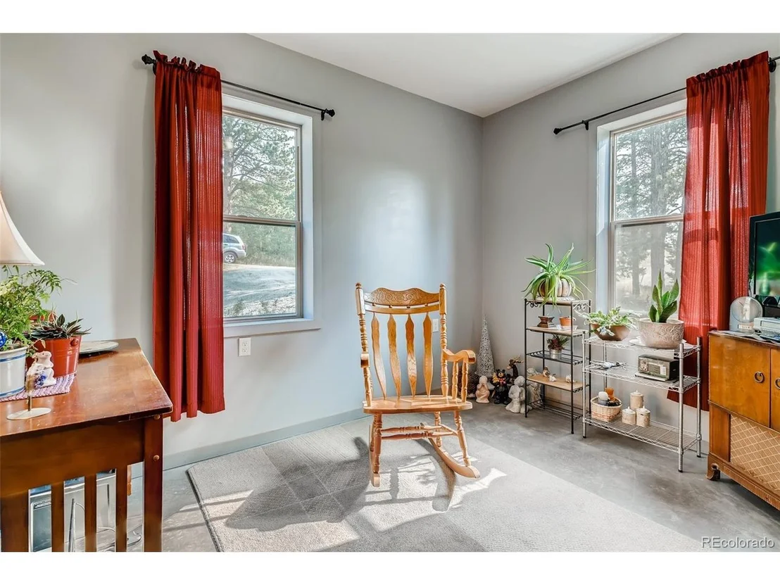 Photo of 24 Sundance Cir