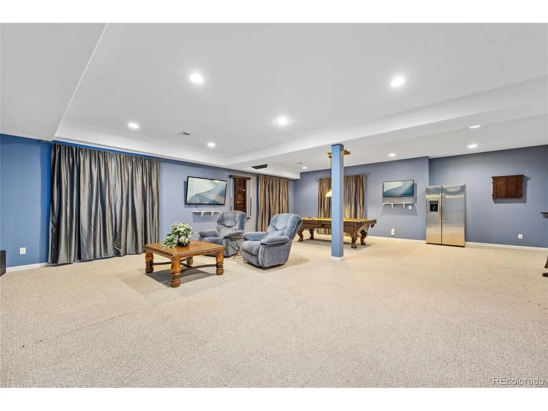 Photo of 6987 Esperanza Dr