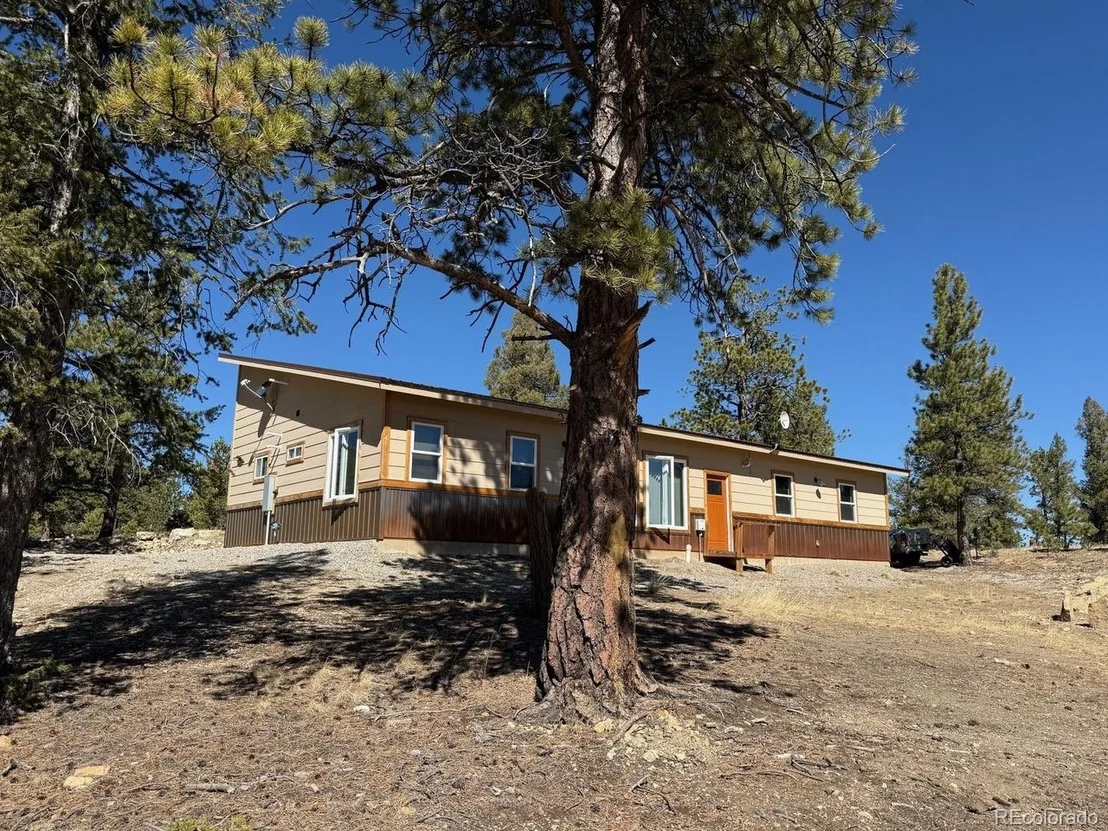 Photo of 909 Pitchfork Rd