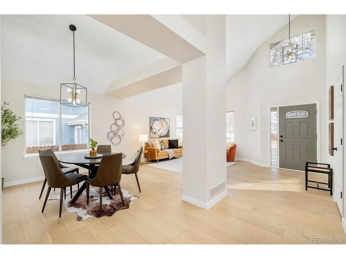 Photo of 6716 W 97th Cir