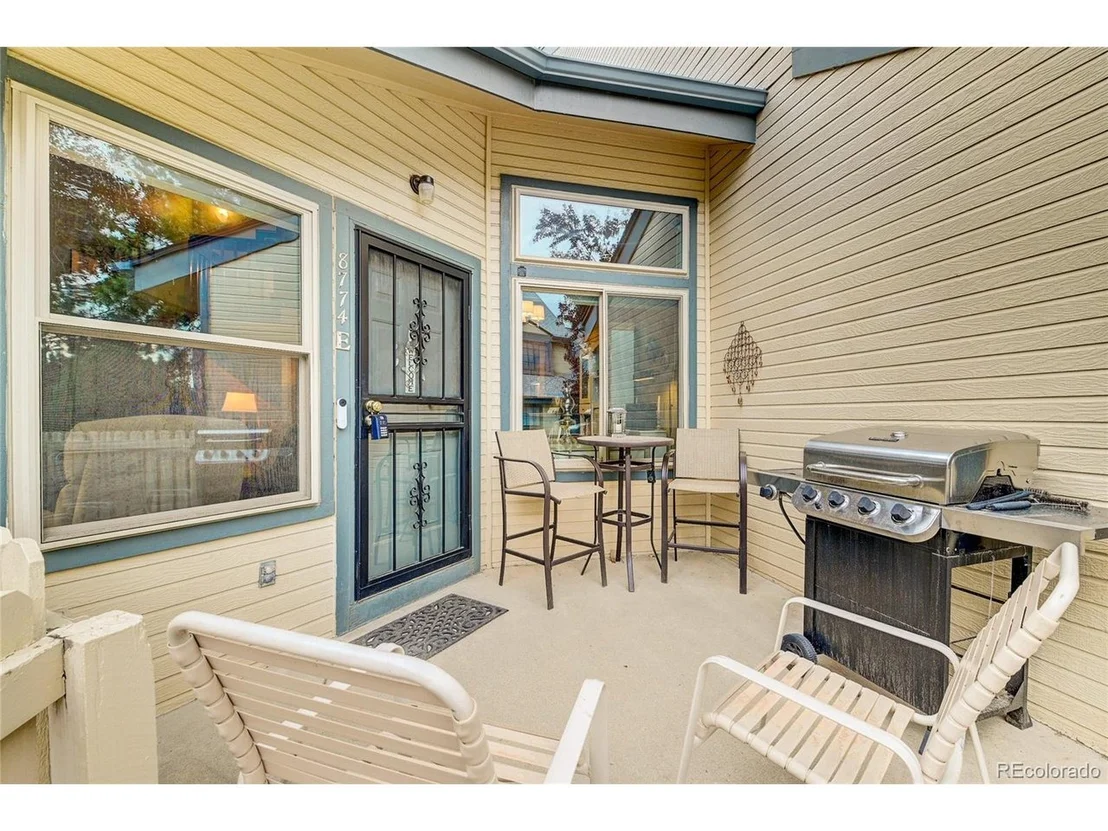Photo of Unit E at 8774 Allison Dr