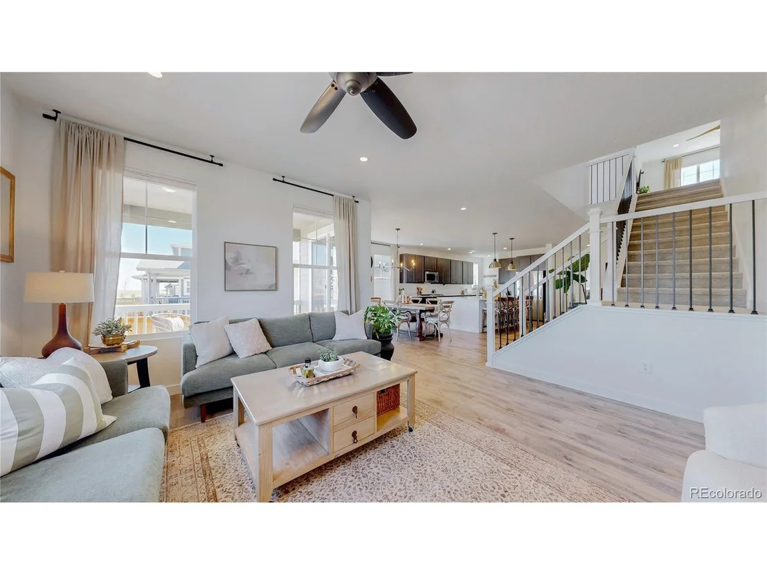 Photo of 689 Olive St