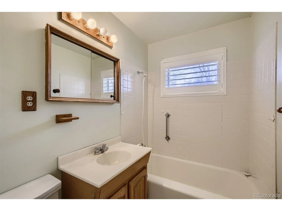 Photo of 2081 Evergreen Ave