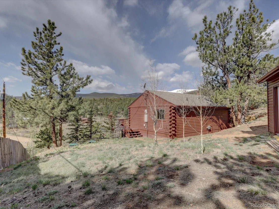 Photo of 353 Elk Creek Dr
